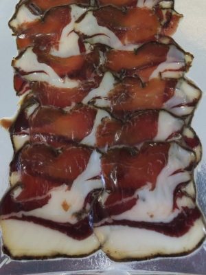 Lonzu (viande et gras de porc)